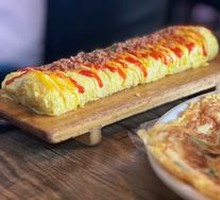 Bacon Cheese Egg Roll