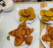 Crispy Lotus Root Pockets