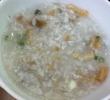 Hot-Served Century Egg and Pork Porridge