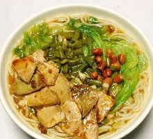 Honey-glazed BBQ Pork Noodles