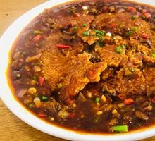 Beef Cubes with Rice Crackers