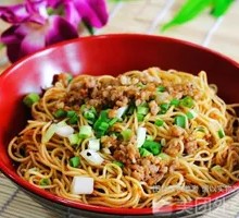 Authentic Wuhan Hot Dry Noodles