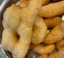 Oil-fried dough ball