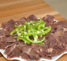 Cold-mixed donkey meat and donkey tripe platter