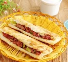 Donkey Meat Fire Cake with Egg Soup