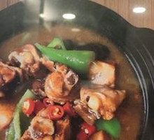 Stewed Chicken with Brown Sauce