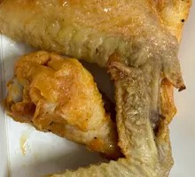 BBQ-flavored Chicken Wings