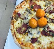 Super Supreme Pizza 9-inch
