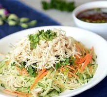 Sichuan-style Chicken Noodles