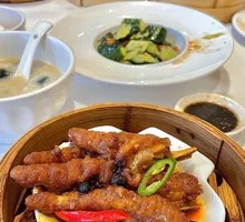 Two-Flavor Chicken Feet Supreme