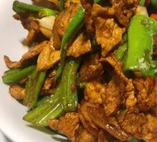 Homestyle Stir-Fried Pork