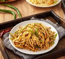 Pepper and Tofu Skin Rice