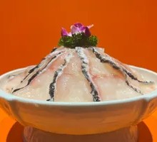 Extra Large Black Fish Slices