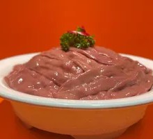 Sliced Pork Kidney with Big Knife