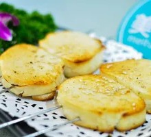 Steamed bun slices