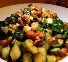 Cucumber with Peanut