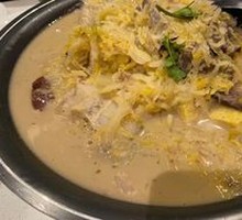 Sour Cabbage Stewed Pork Bones