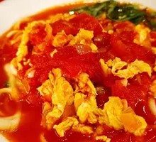 西红柿鸡蛋卤刀削面