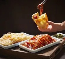 Old Broth Spare Ribs with Pocket Bread