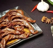Spicy Duck Feet