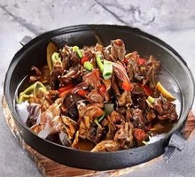 Braised Goose in Iron Pot