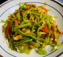 Bell Pepper and Shredded Pork