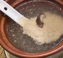 Shiitake Pork Patty Clay Pot Soup
