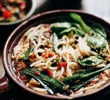 Tengchong Small Pot Rice Noodles