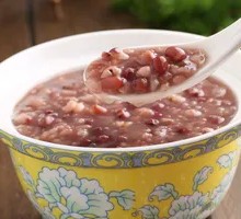 Red Bean and Coix Seed Beauty Porridge