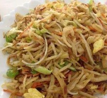 Vegetable Stir-Fried Noodles