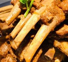 Whole Lamb Rack Pot