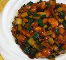 Stir-Fried Chicken with Sauce