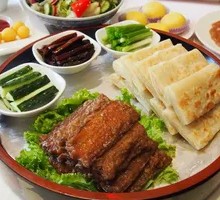 Crispy pancakes with hairtail fish