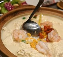 Stewed Tofu with Fresh Shrimp and Sea Urchin