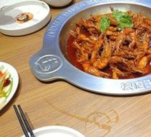 Classic Spicy Shrimp Pot