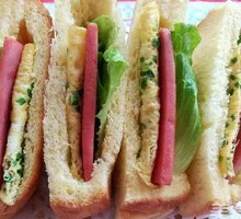 Egg Sausage Sandwich