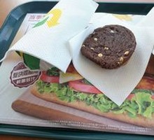 Monochrome Chocolate Cookie
