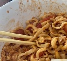 Tomato and Egg Fried Noodles