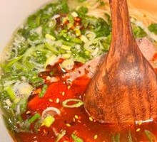 Sour Cabbage Beef Shank Lanzhou Noodles