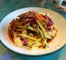 Bao Yuan Stuffed Rice Noodles