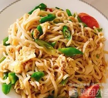 Beef Stir-Fried Noodles