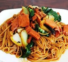 Sausage Stir-Fried Knife-Cut Noodles
