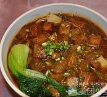 Braised Pork with Eggplant and Knife-Sliced Noodles