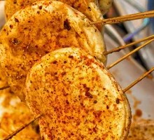 Golden Steamed Bun Slices