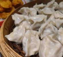 Pork and Sauerkraut Dumplings