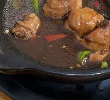 Stewed Chicken with Brown Sauce