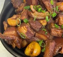 Braised Pork with Chestnuts