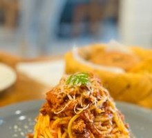 Traditional Meat Sauce Pasta