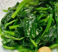 Stir-fried Organic Baby Spinach