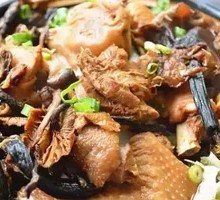 Chicken Stewed with Mushrooms